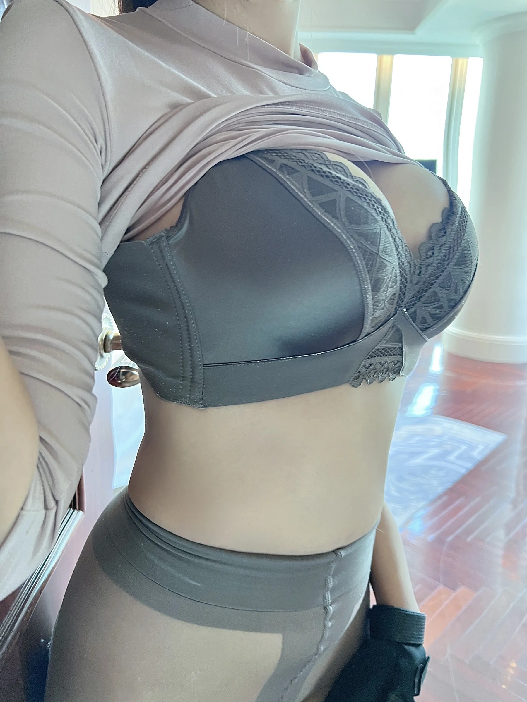 王馨瑶yanni – 微密圈写真灰色紧身牛仔裤 [22P]5